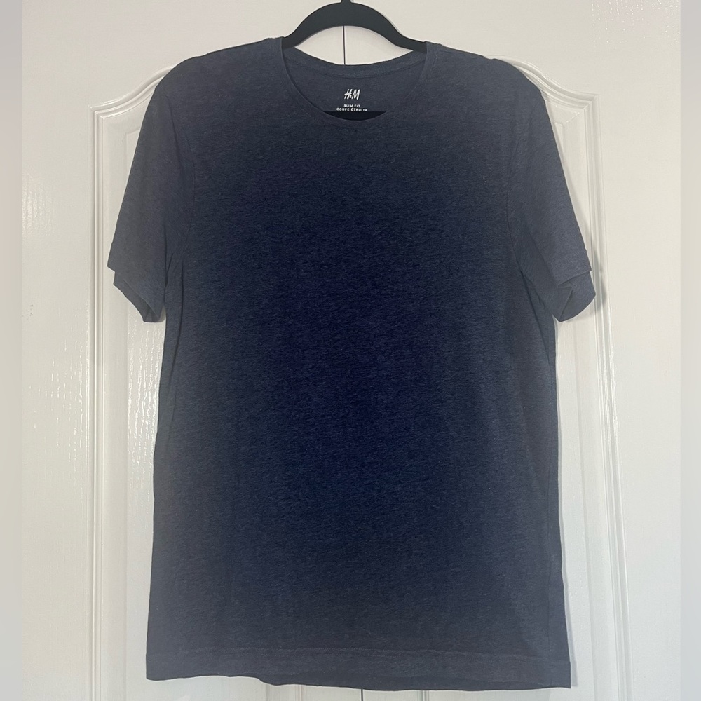 ⭐️H&M Dark Blue Slim Fit T-Shirt